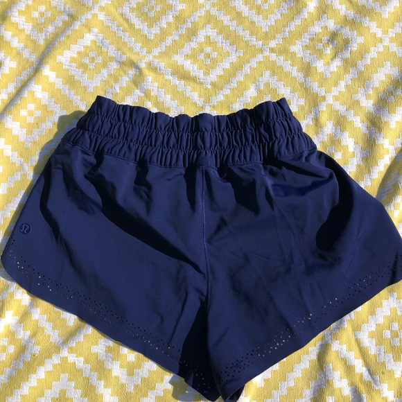 Navy blue Lululemon shorts - Picture 2 of 5